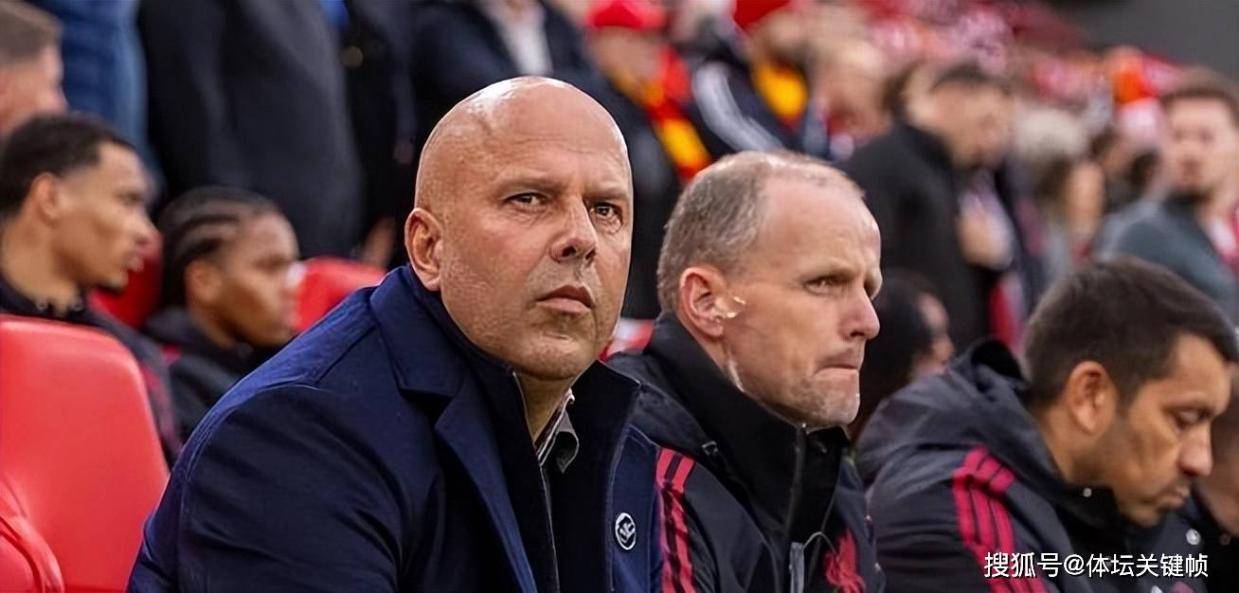 利物浦欧冠失利陷欲变阵!萨拉赫重回首发,斯洛特拿富勒姆止颓势